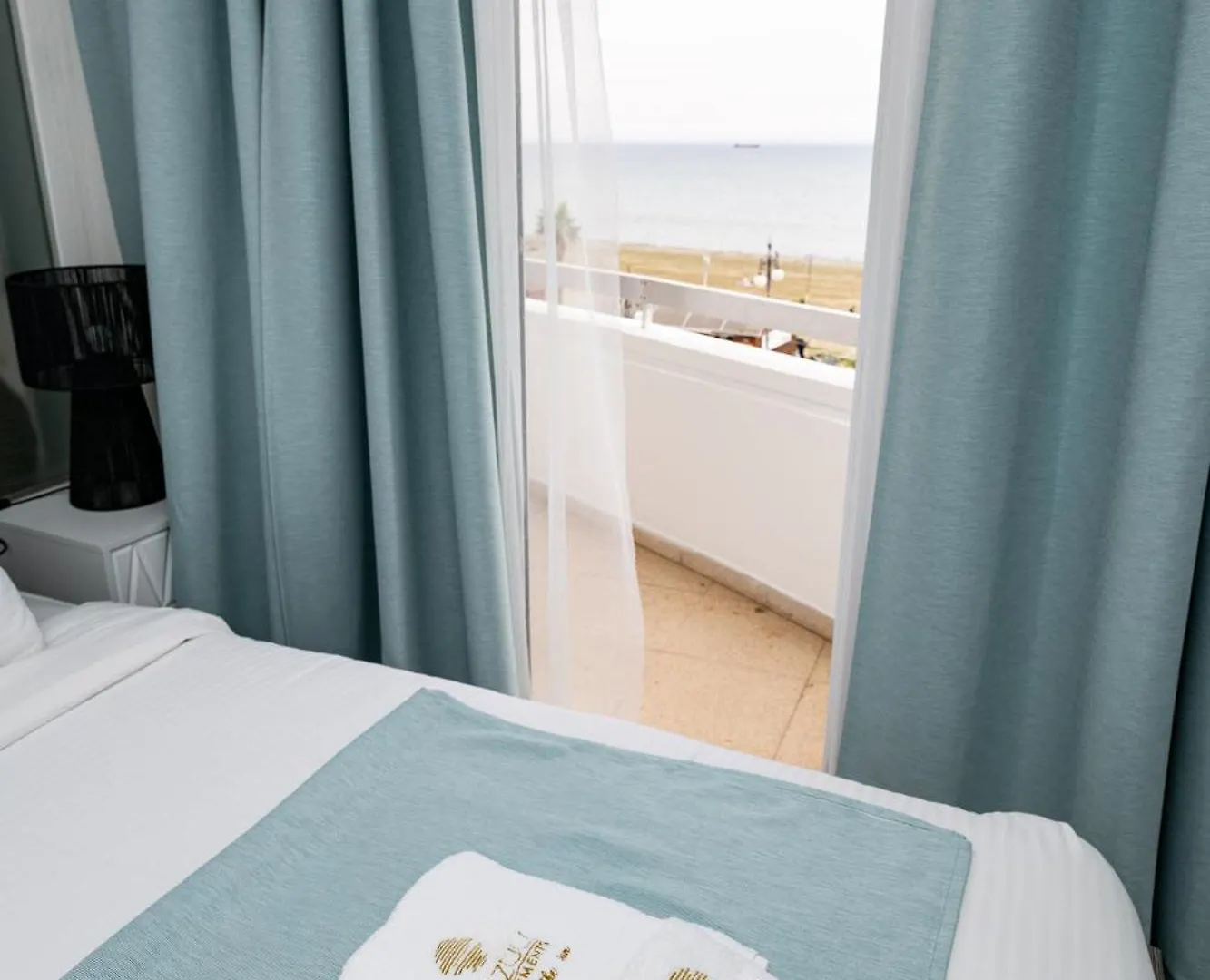 Lazuli Sea View Beachfront Ap 21 Larnaca Apartment