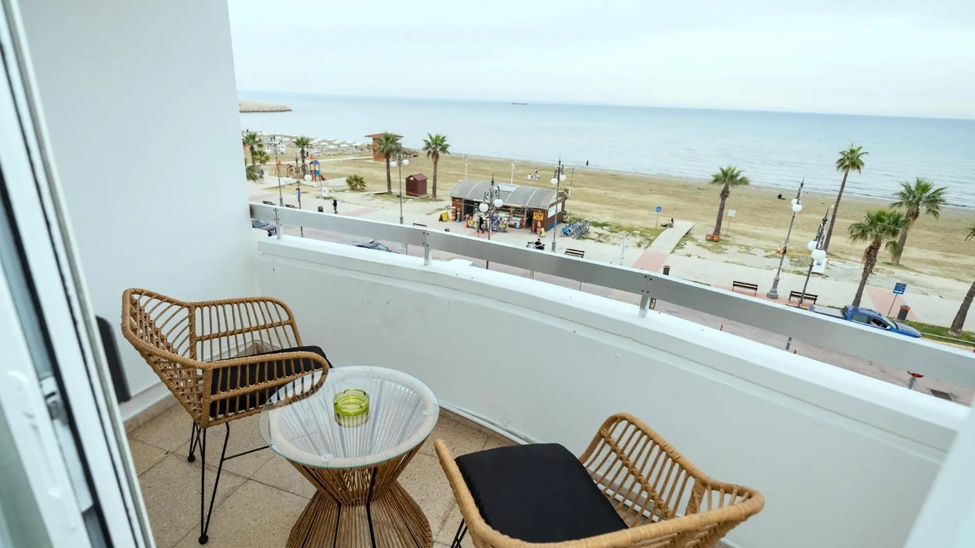 Apartment Lazuli Sea View Beachfront Ap 21 Larnaca