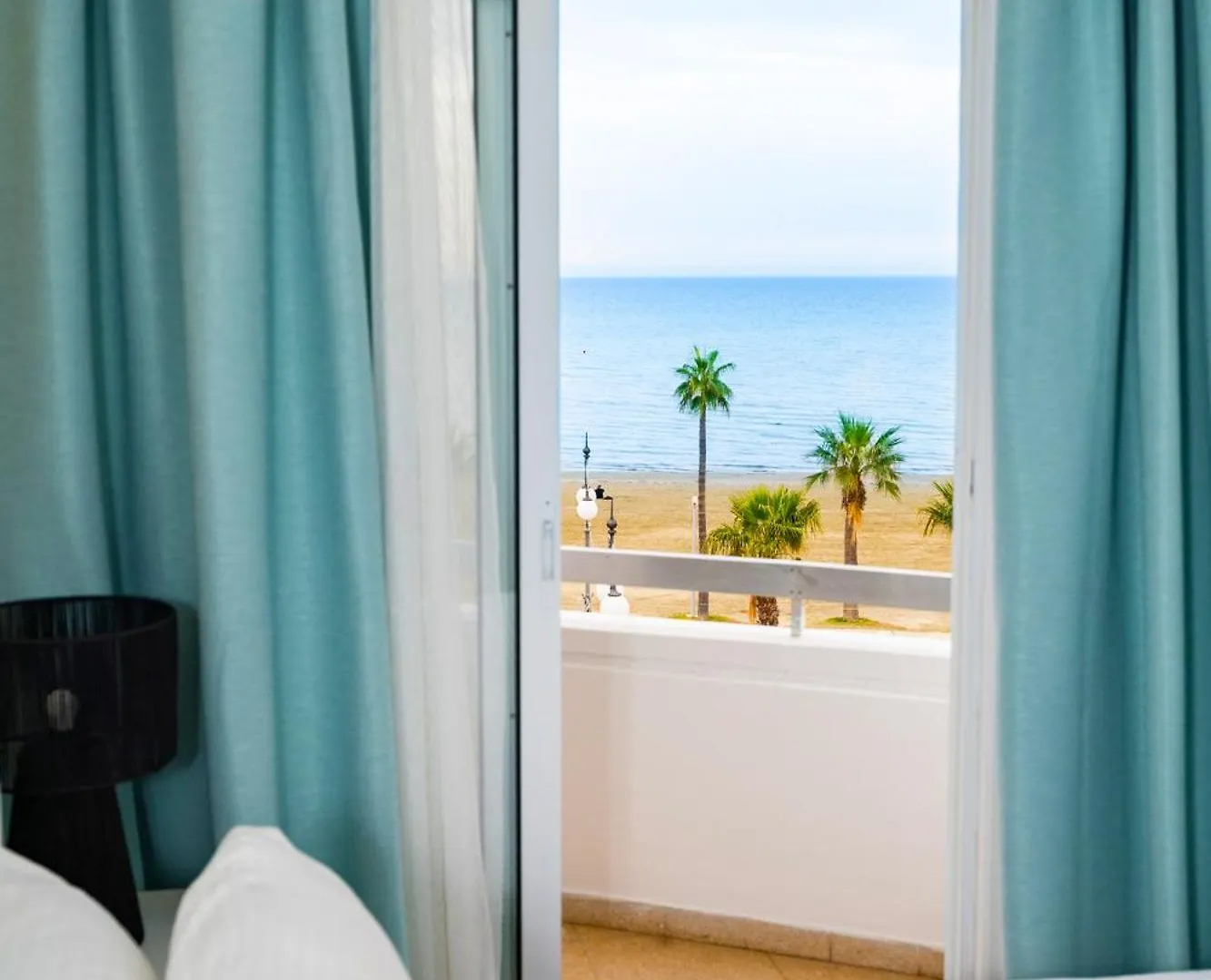 Apartment Lazuli Sea View Beachfront Ap 21 Larnaca